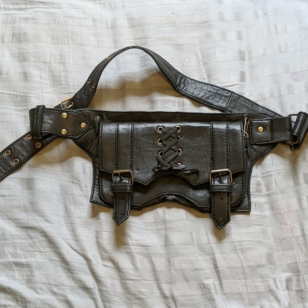 Leather Fanny Pack (medieval style)